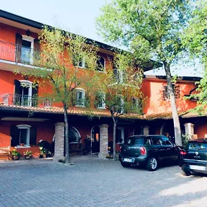 Red Fenice Panzió